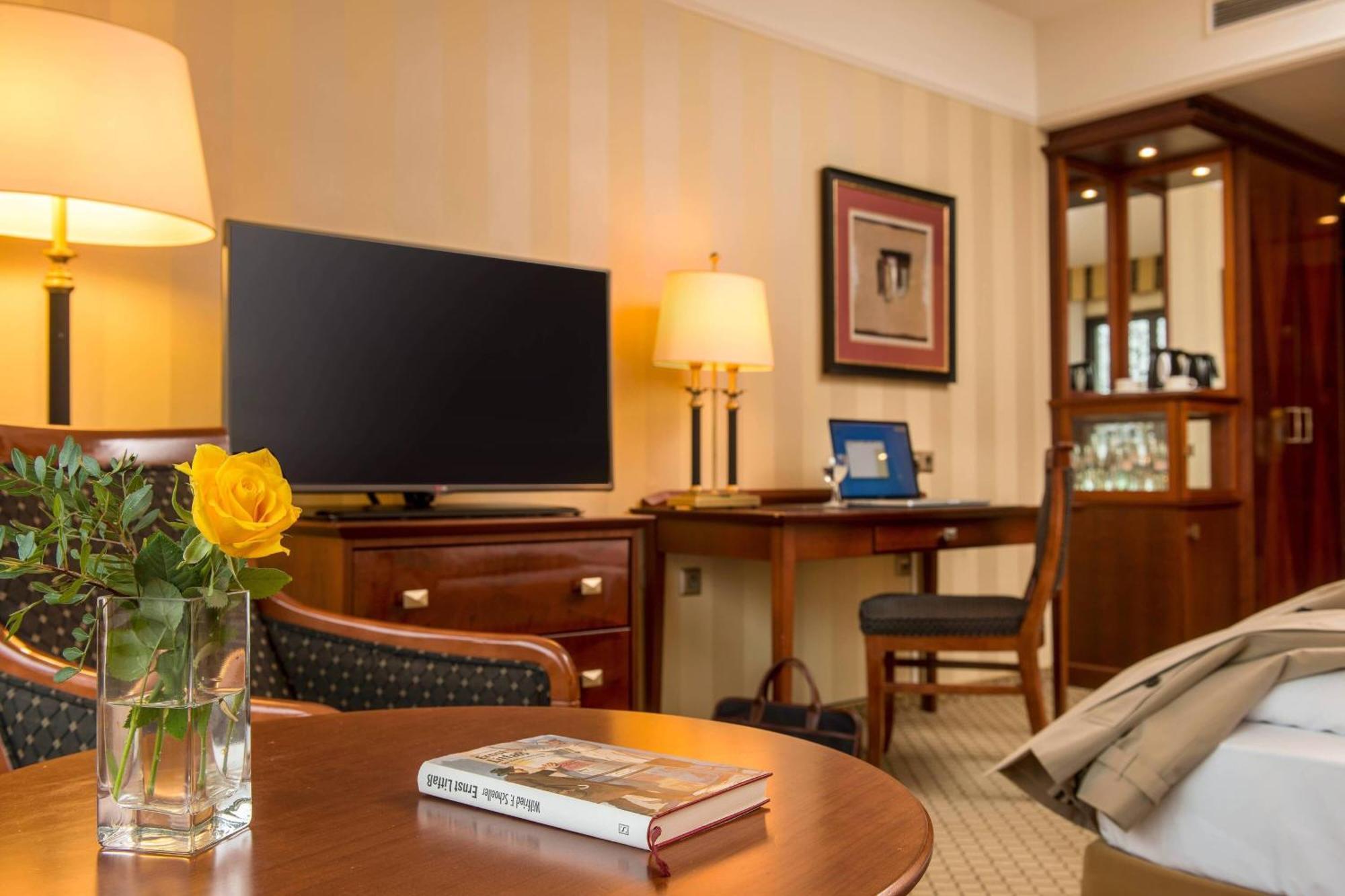 Jw Marriott Hotel Берлин Екстериор снимка